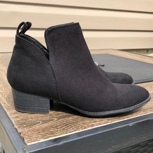 American Eagle Booties